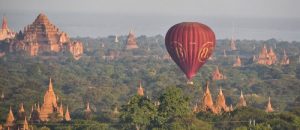 bagan-vue-mongolfiere